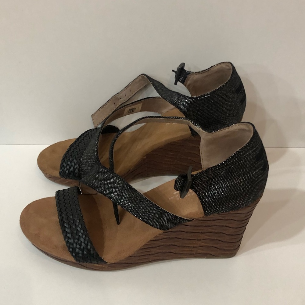 TOMS Clarissa Metallic Wedge Sandal 7.5